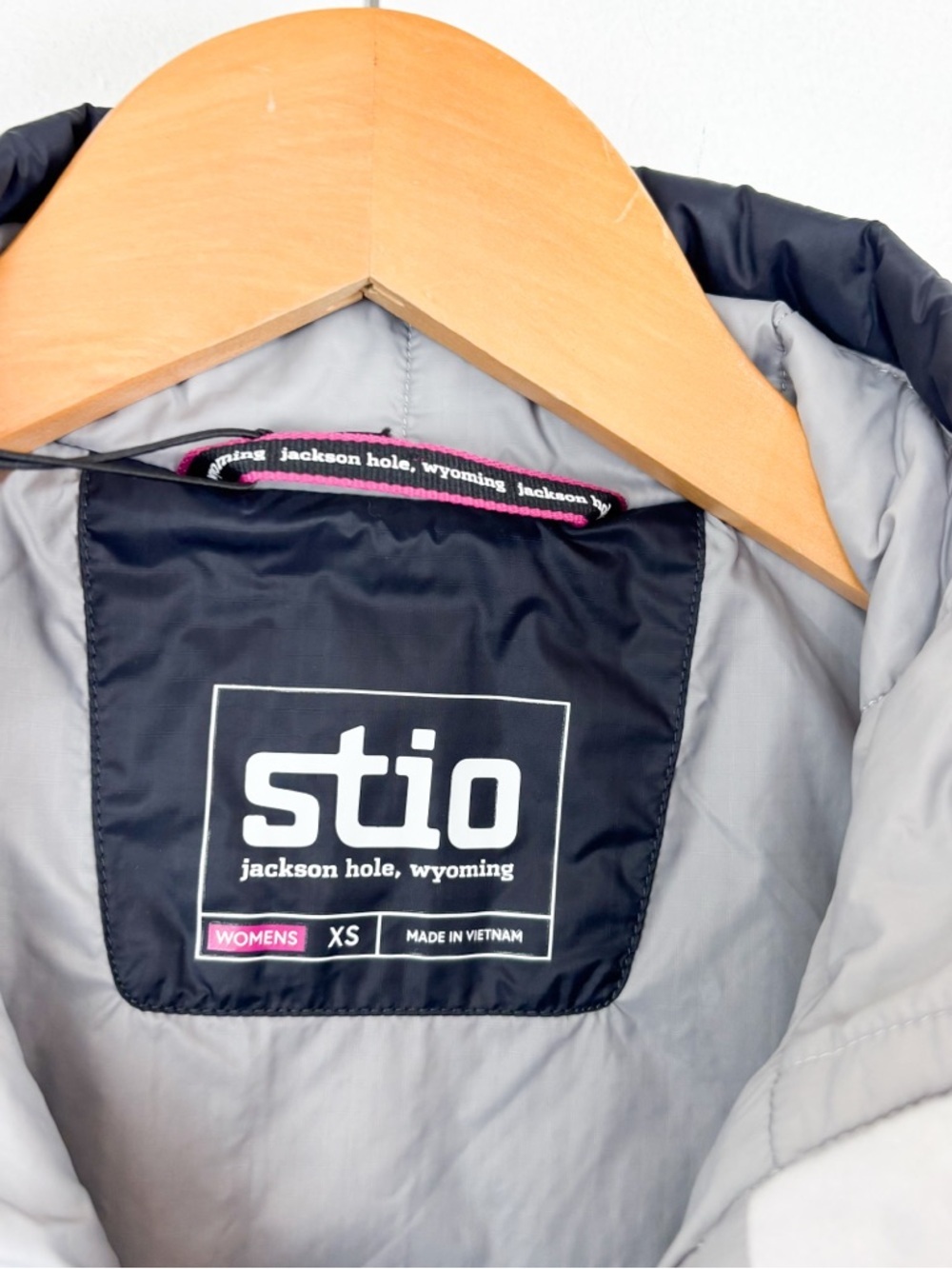 NWT Stio Women's Azura Insulated Vest in Boundary Black Sz XS - Picture 6 of 13